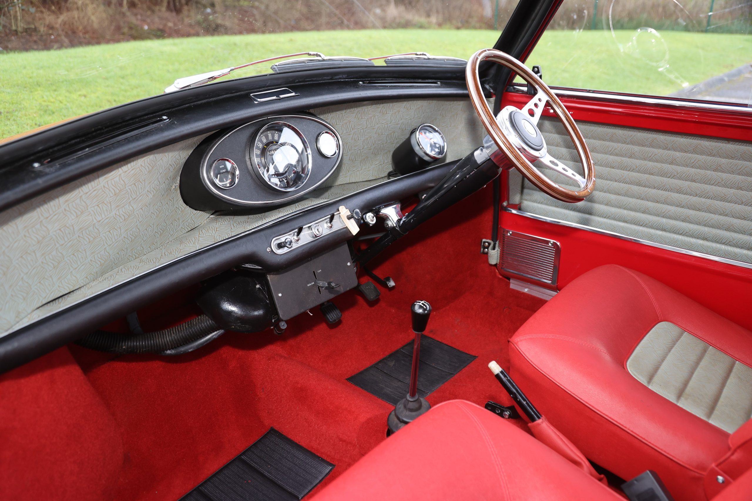 Morris Mini Cooper S front seat