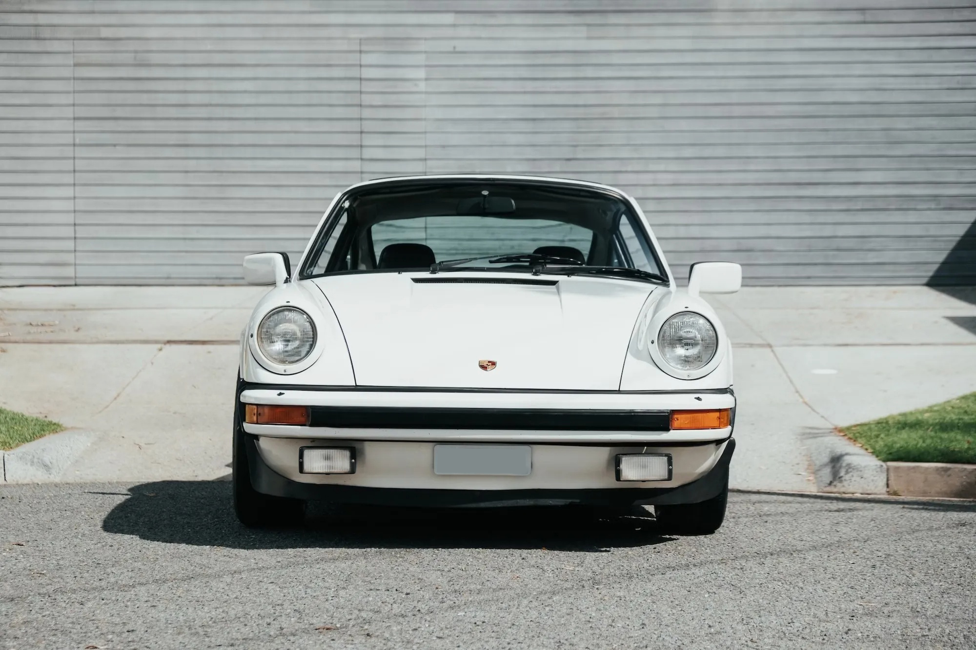 Porsche 911 SC front 8 IMGCentury new